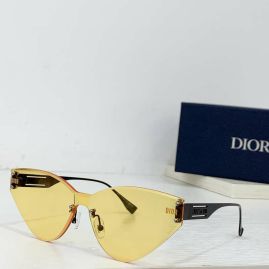 Picture of Dior Sunglasses _SKUfw55770821fw